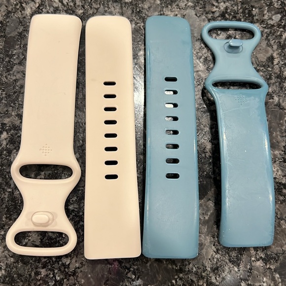 Fitbit Charge 5 watchbands two OEM and three generic. - Picture 2 of 2